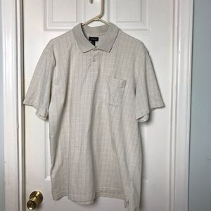 Van Heusen Shirt. Size XL